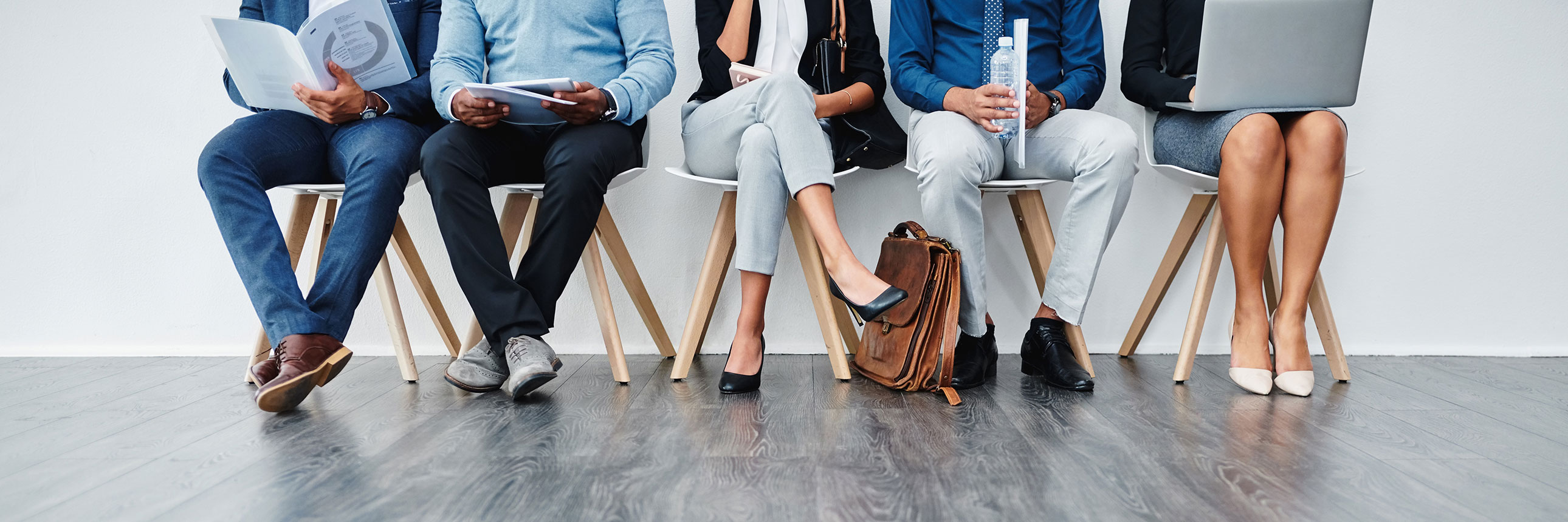 candidates waiting in line