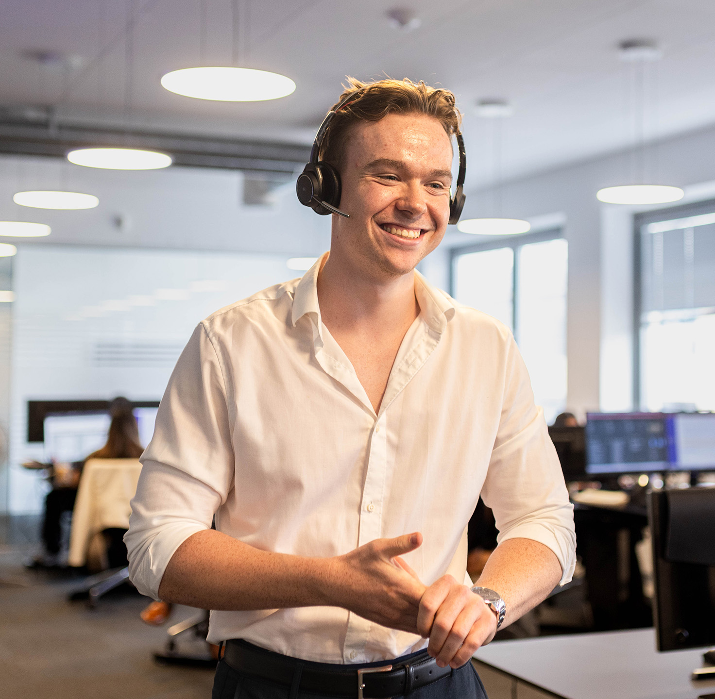 Tobias taler med kunde