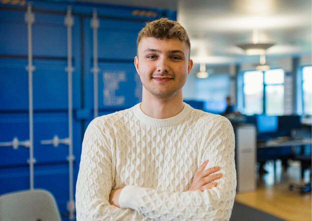 Portræt af Frederik, speditørelev hos Kuehne + Nagel.