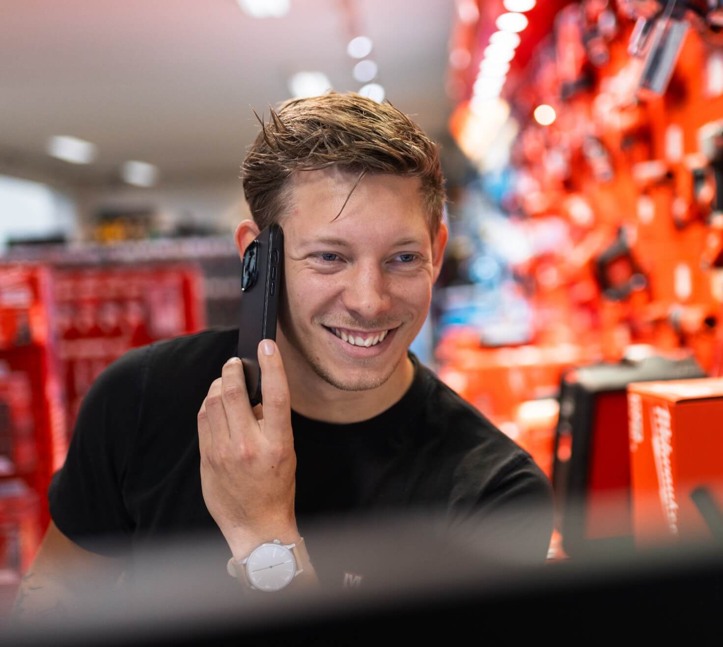 Jacob Busk Mohr, handelselev i butik.