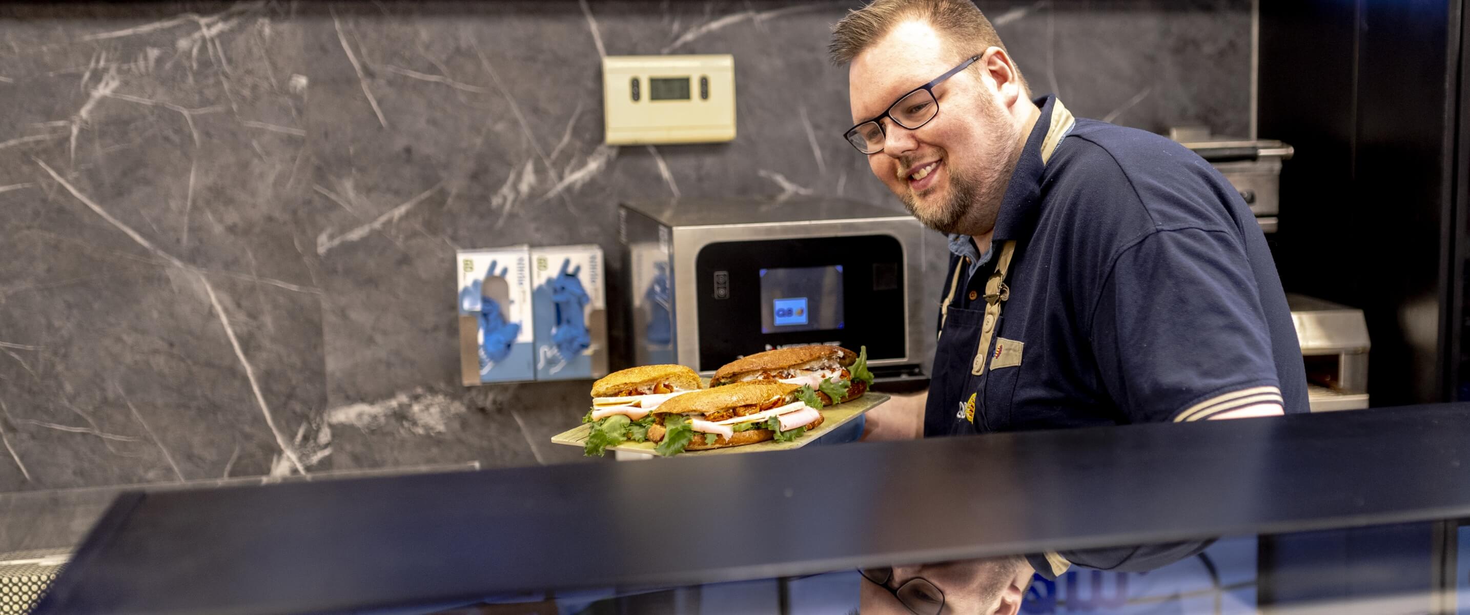 Billede af Martin der laver sandwich bag disken